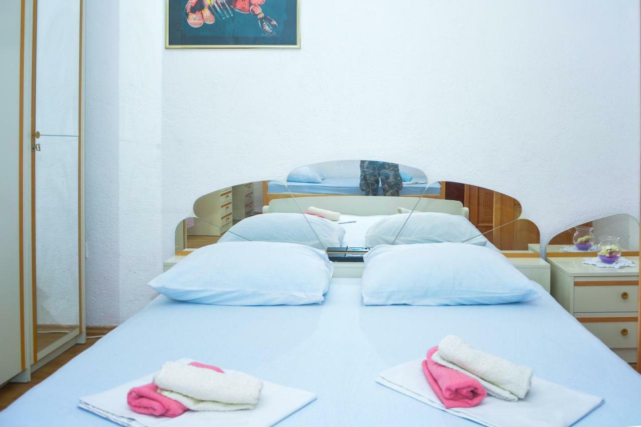 Appartement Luca à Senj  Extérieur photo