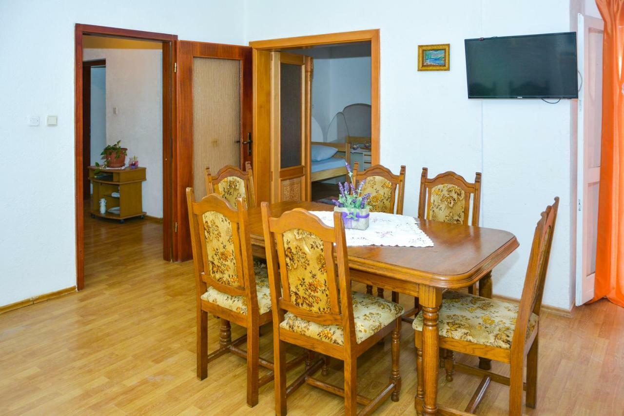 Appartement Luca à Senj  Extérieur photo