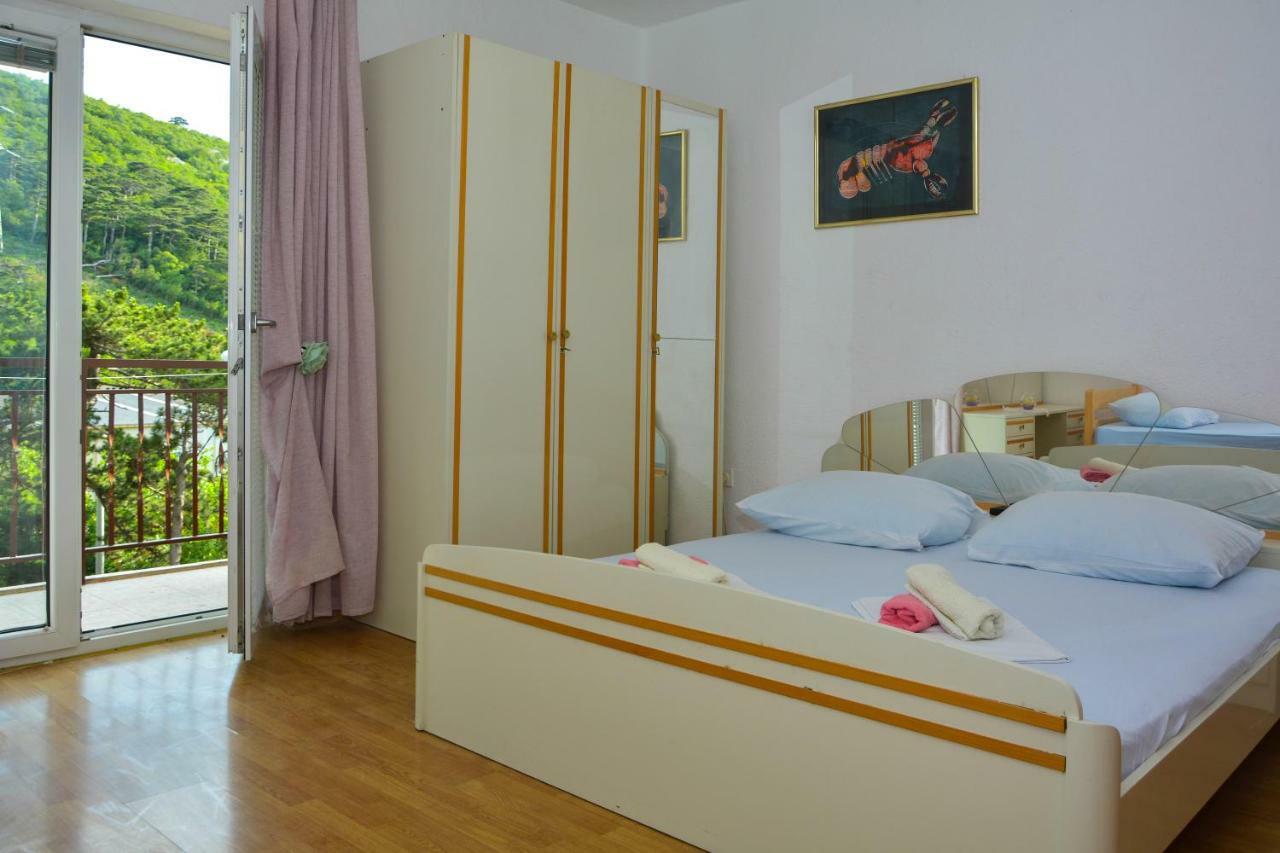 Appartement Luca à Senj  Extérieur photo