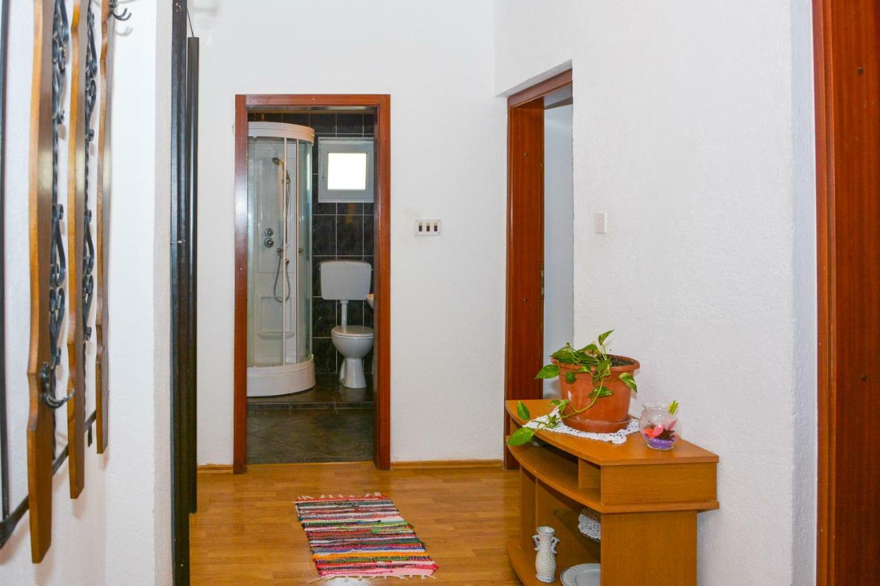 Appartement Luca à Senj  Extérieur photo